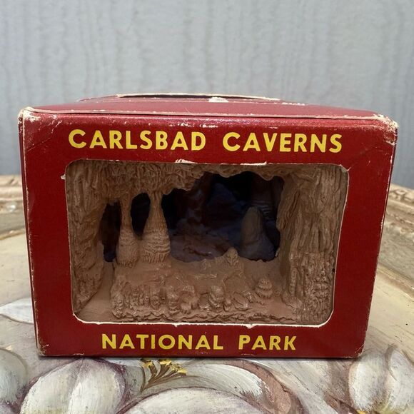 Vintage 3D Big Room Carlsbad Caverns National Park Diorama Souvenir Box - Picture 5 of 14